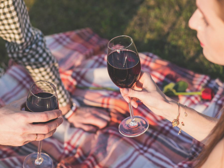Our tips for effective red wine stain removal